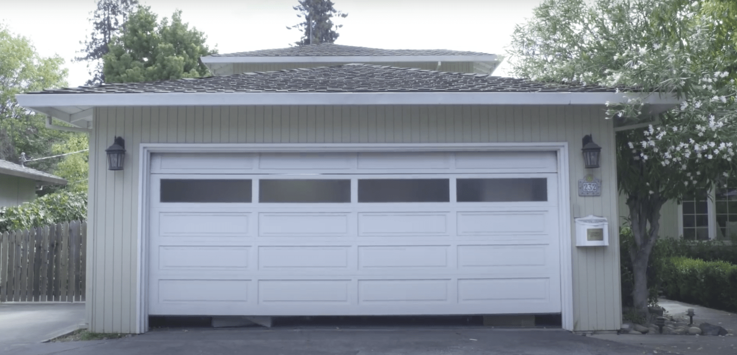 See what Google’s original office looked like when it started in Susan Wojcicki’s garage